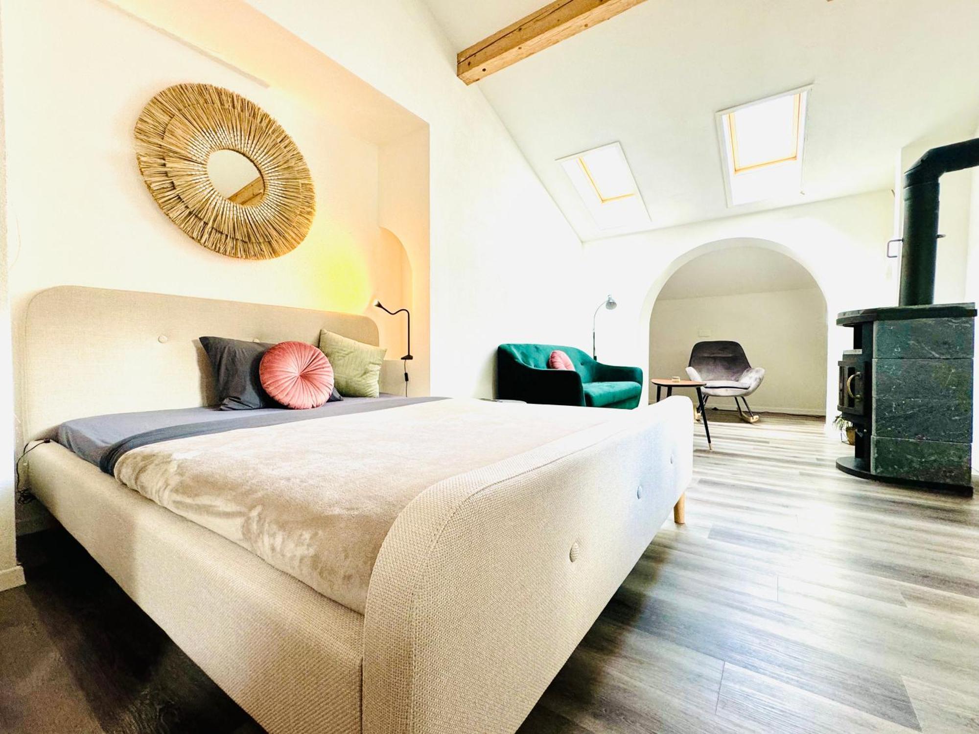 Bellevue & Classy Mountain View Apartment Kandersteg Bagian luar foto