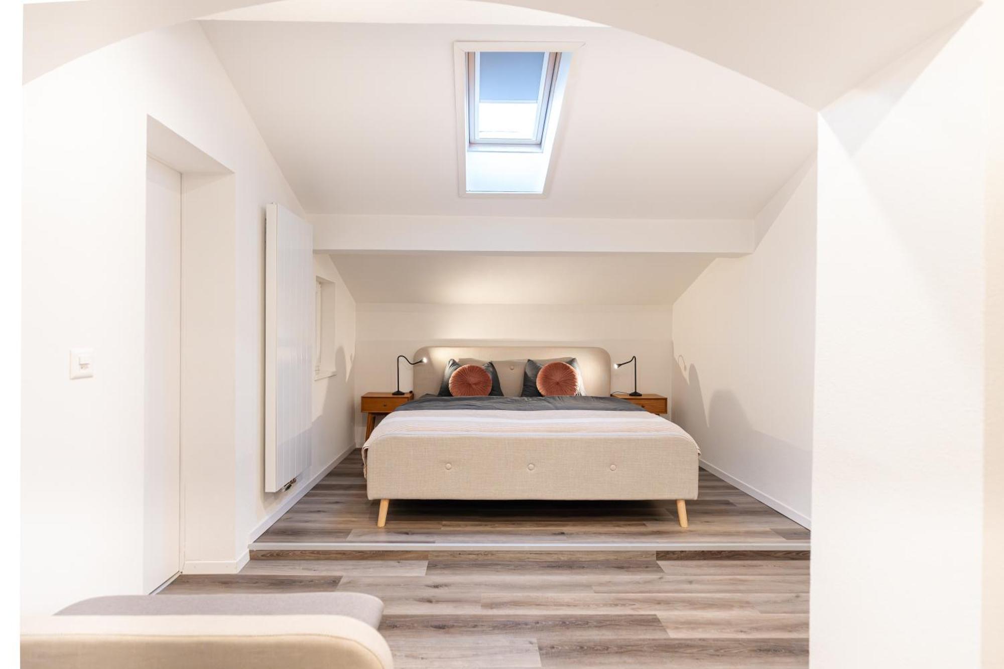 Bellevue & Classy Mountain View Apartment Kandersteg Bagian luar foto