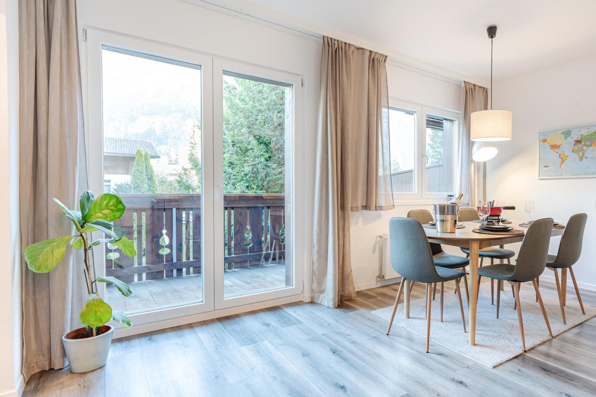 Bellevue & Classy Mountain View Apartment Kandersteg Bagian luar foto